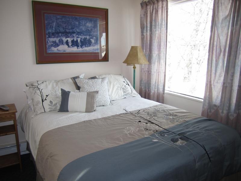 Dancing Bears Inn East Glacier Park Village Екстер'єр фото