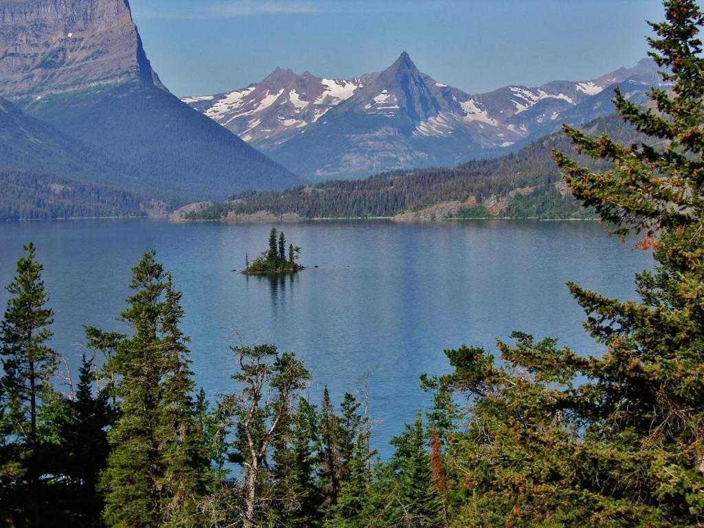 Dancing Bears Inn East Glacier Park Village Екстер'єр фото